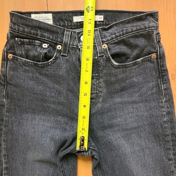 Levi's Wedgie Straight Jeans - Picture 10 of 14